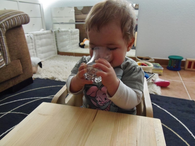 Cómo enseñar al bebé a beber en vaso?